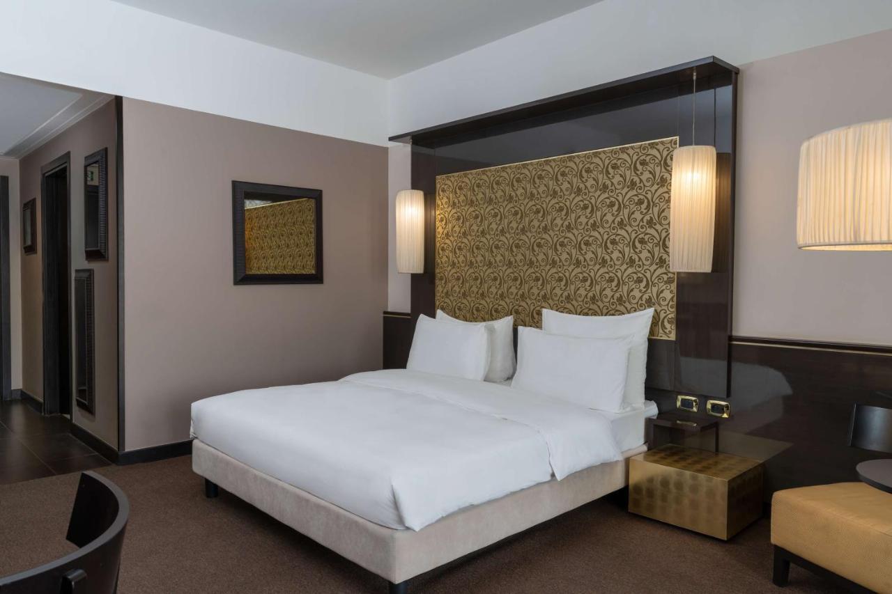 Radisson Blu Hotel NʼDjamena Exteriér fotografie