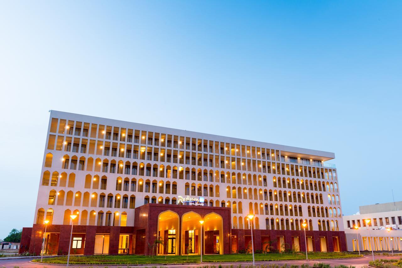 Radisson Blu Hotel NʼDjamena Exteriér fotografie