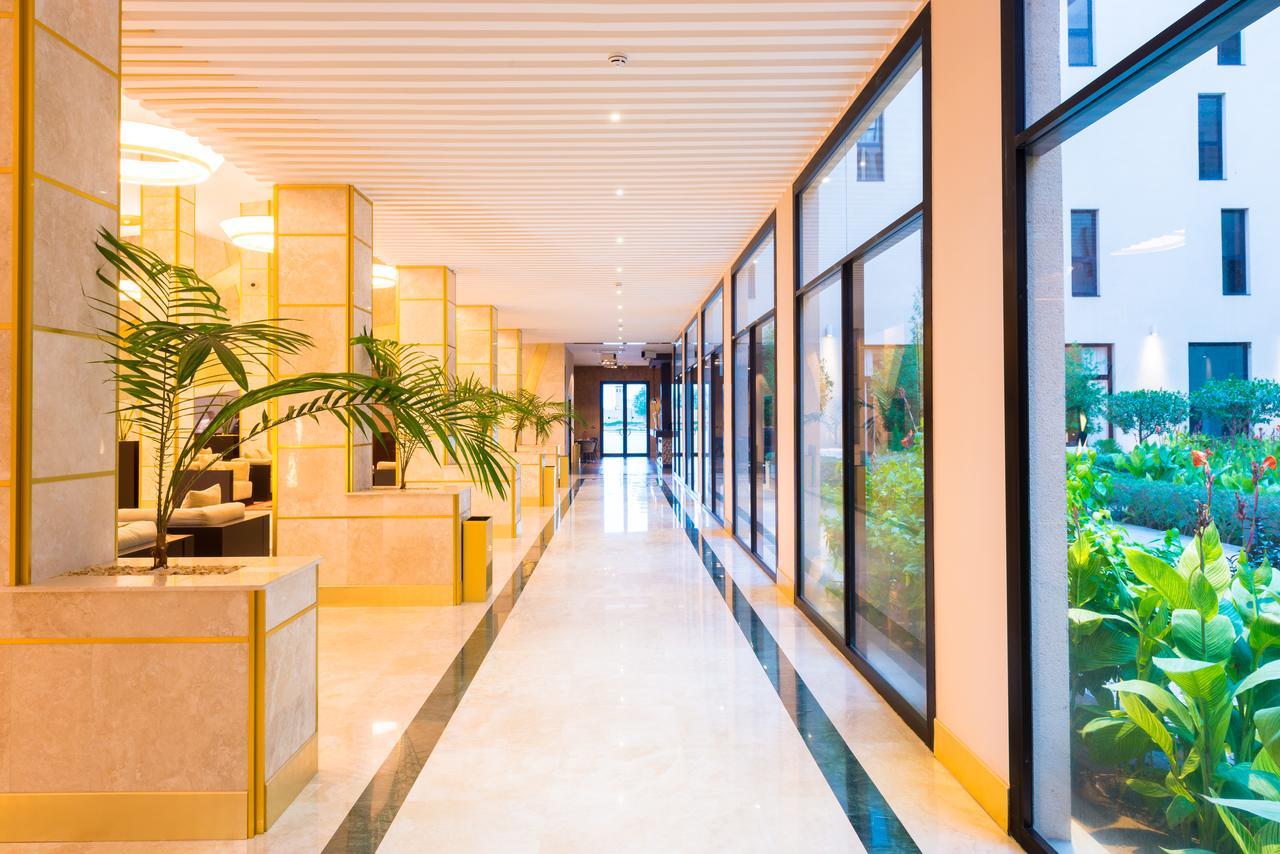 Radisson Blu Hotel NʼDjamena Exteriér fotografie